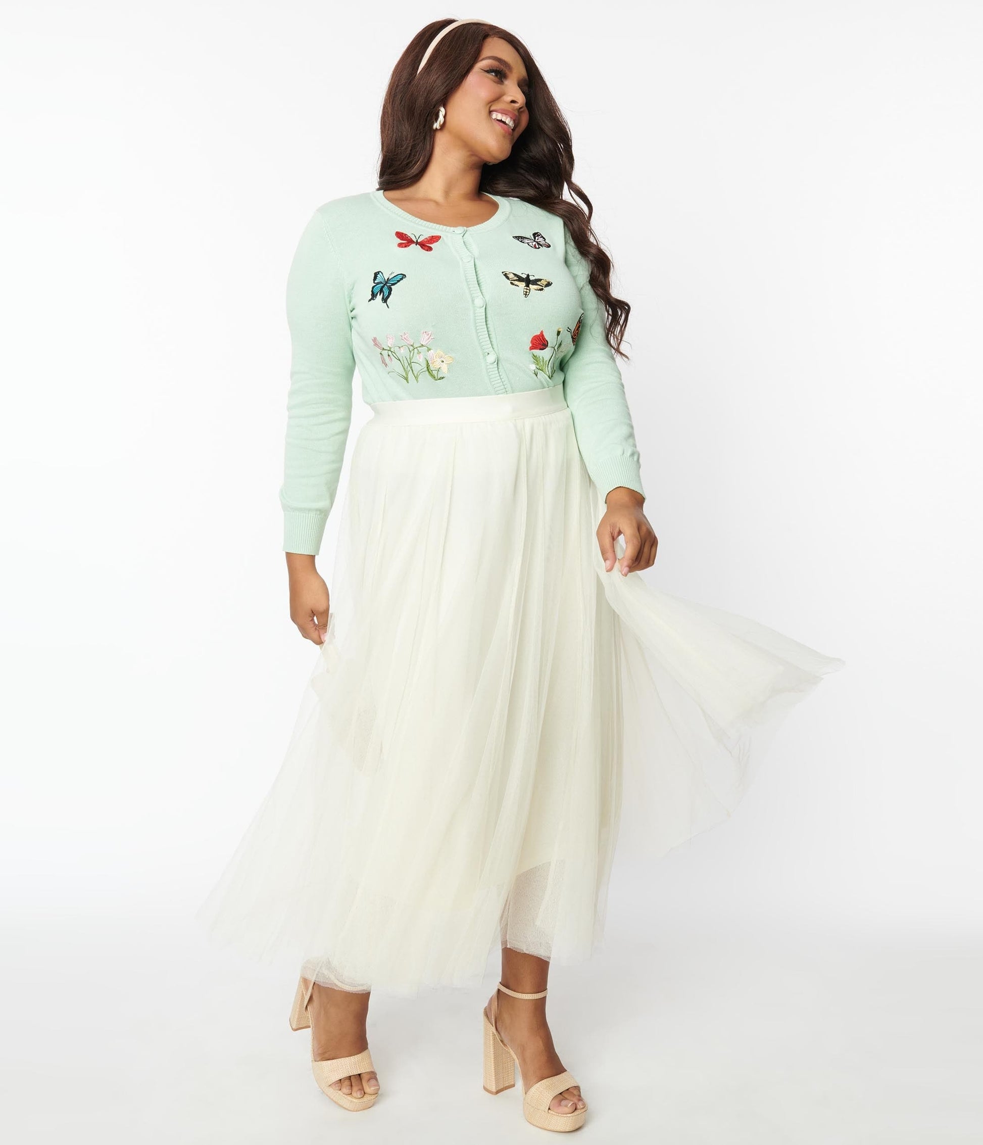 Plus Size Cream Tulle Midi Skirt