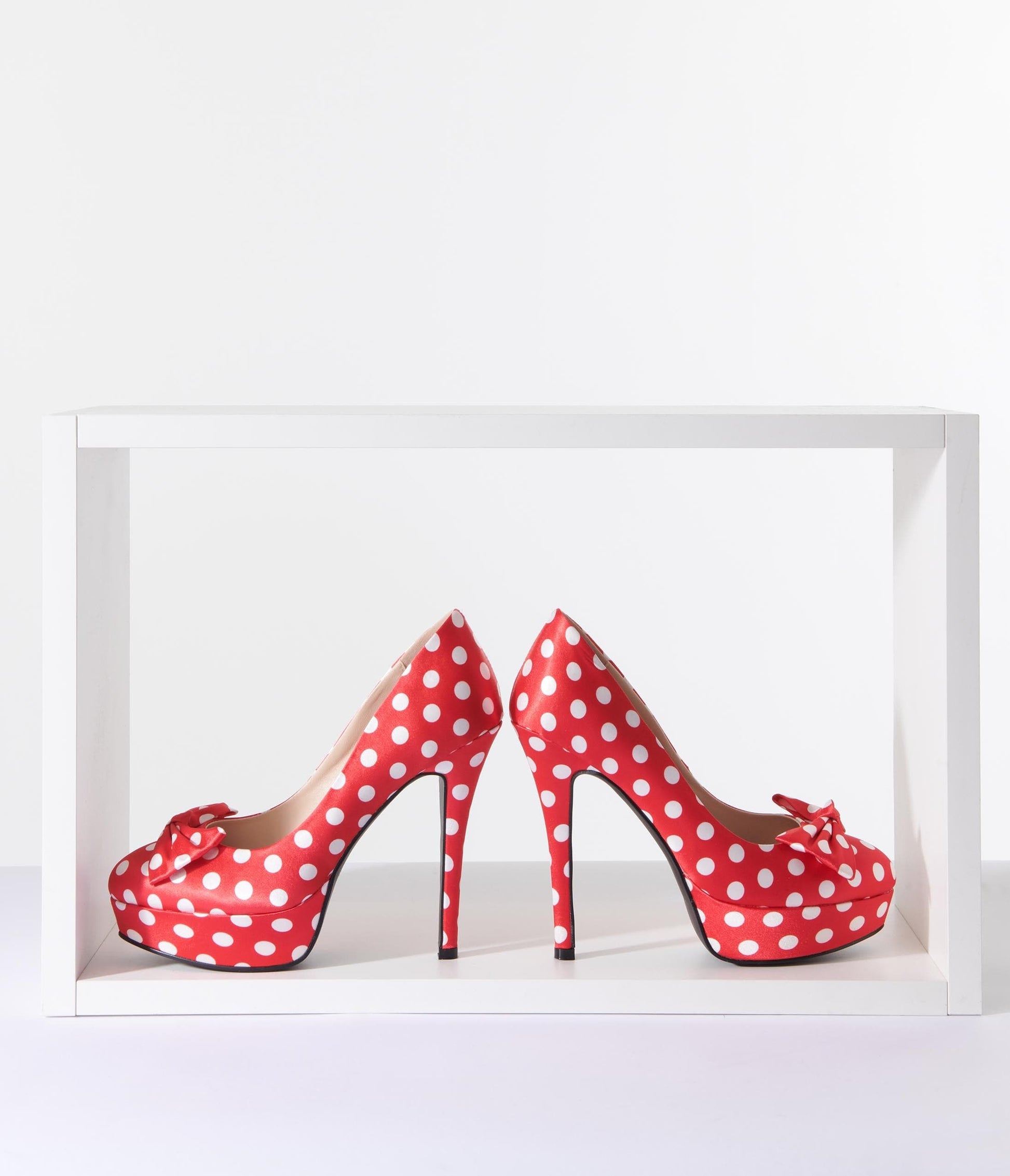 Red & White Polka Dot Bow Platform Pumps