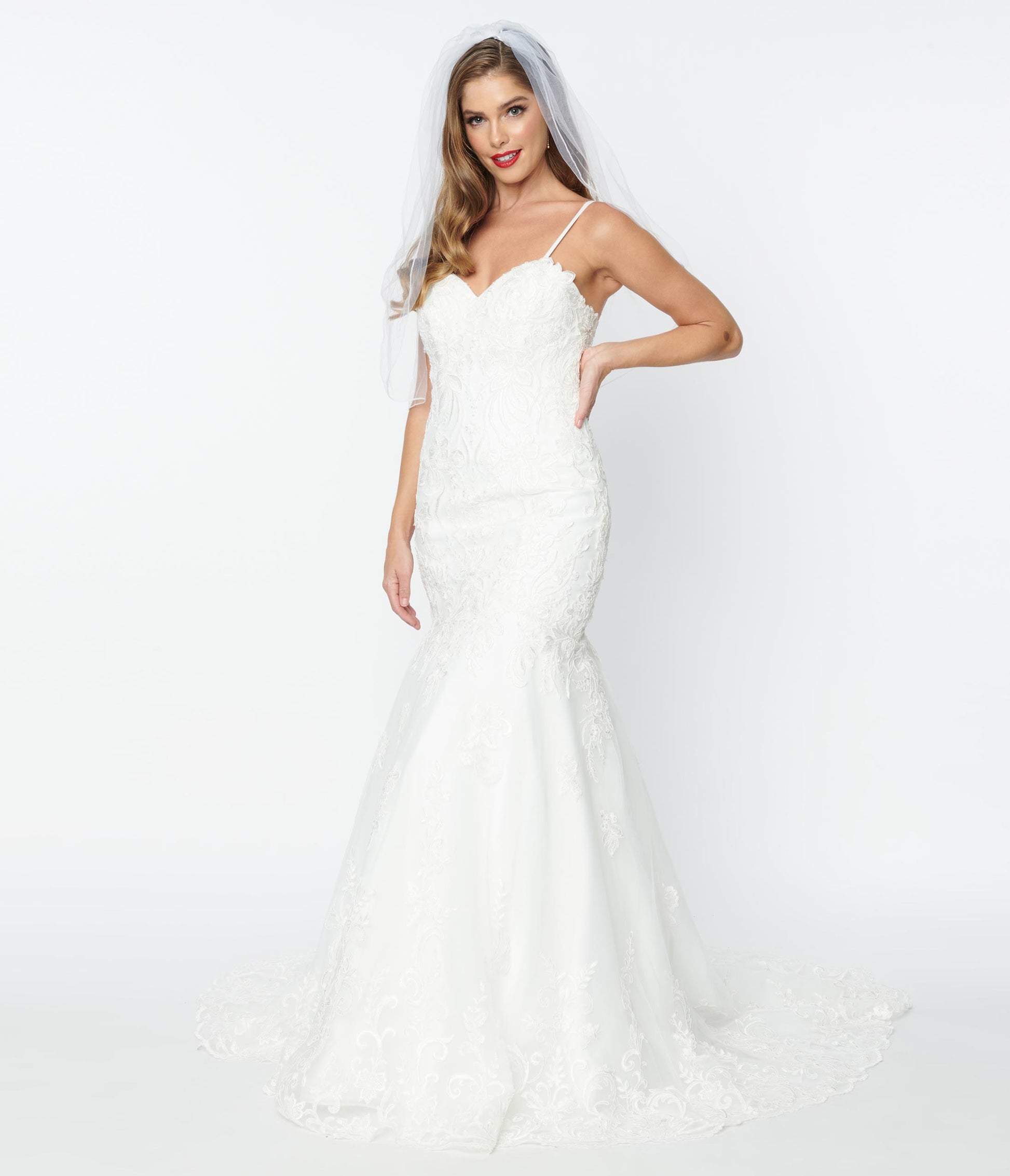 Vintage Style Ivory Floral Embroidered Mermaid Bridal Dress