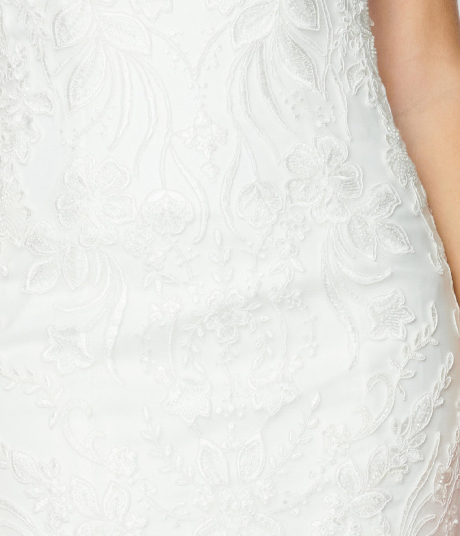 Vintage Style Ivory Floral Embroidered Mermaid Bridal Dress