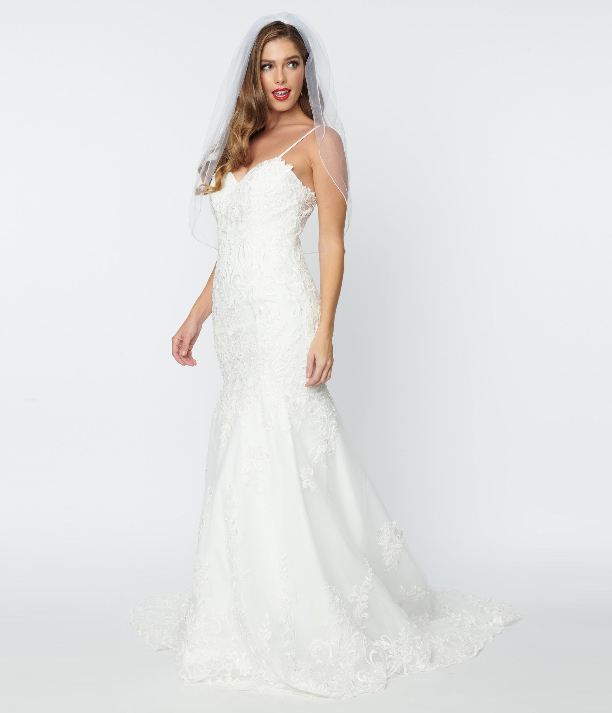 Vintage Style Ivory Floral Embroidered Mermaid Bridal Dress
