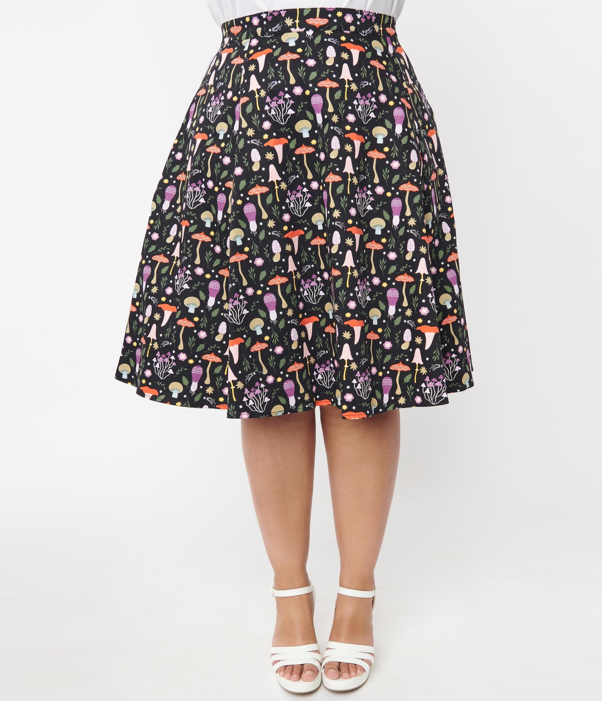 Black & Multicolored Mushroom Print Flare Skirt