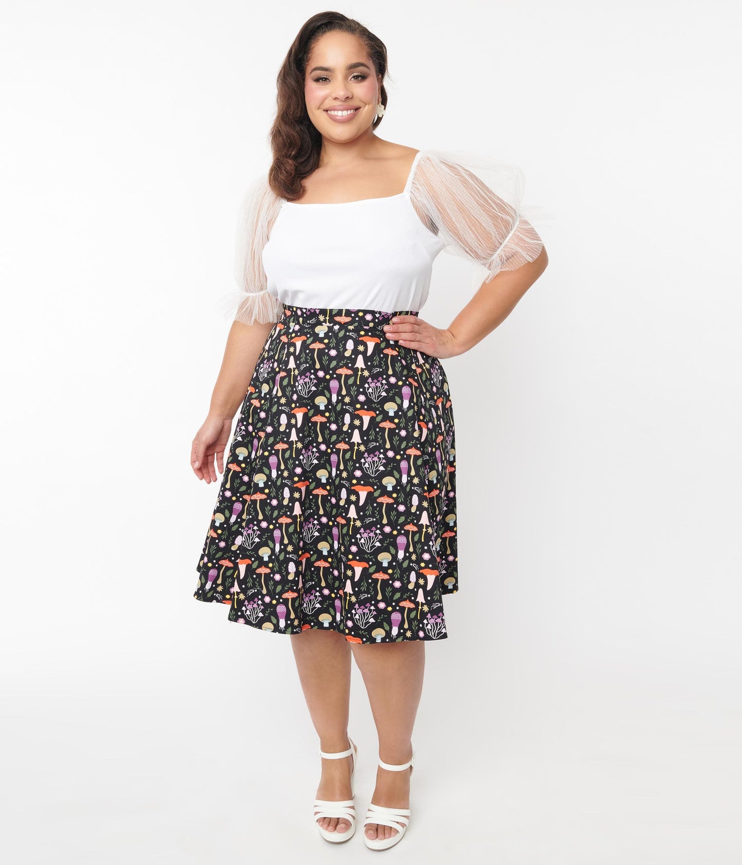 Black & Multicolored Mushroom Print Flare Skirt