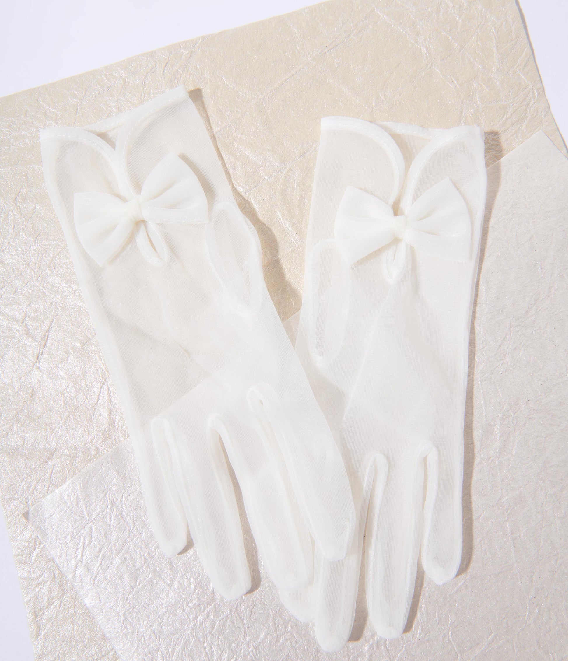 Ivory Sheer Bow Gloves