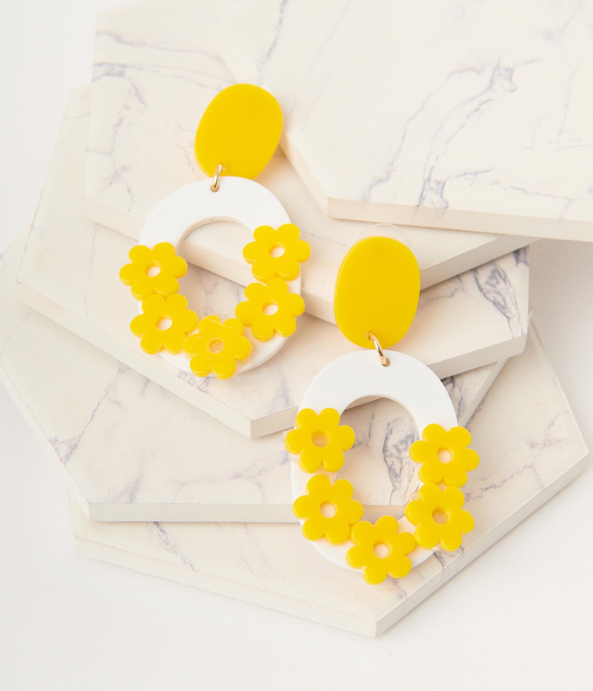 Yellow and White Mod Daisy Earrings