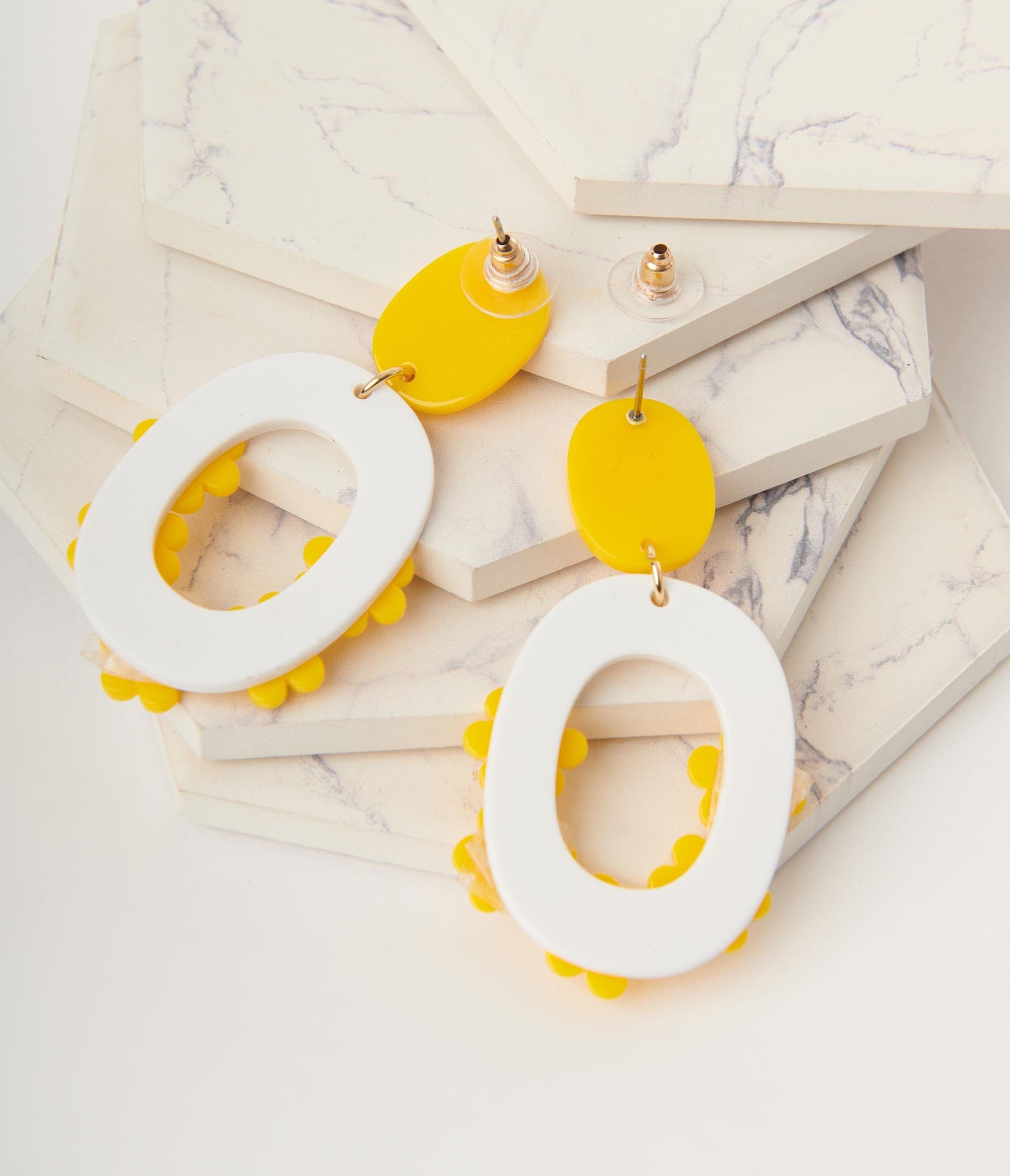 Yellow and White Mod Daisy Earrings