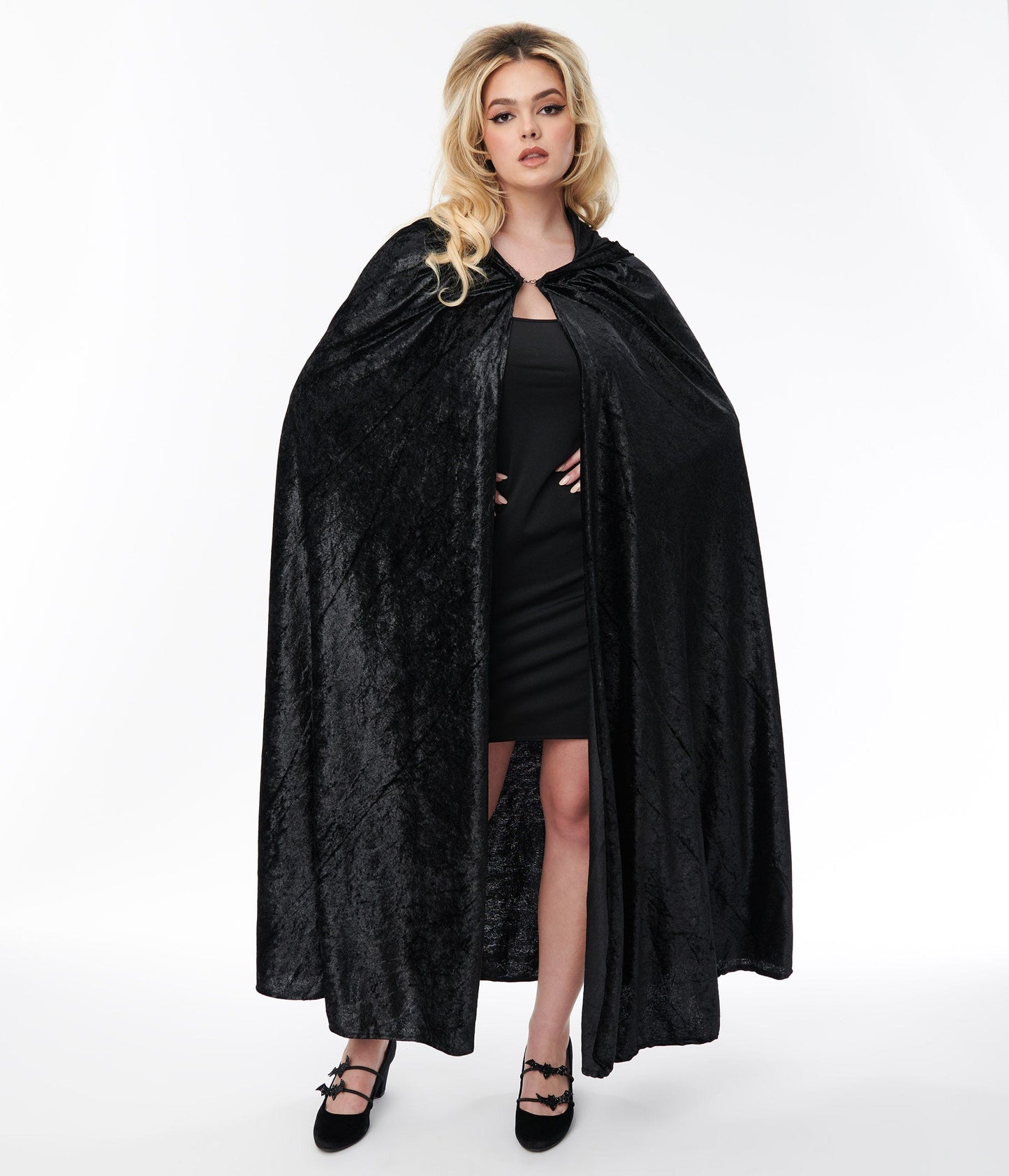 Products Black Crushed Velvet Hooded Cape | Halloween Accessories