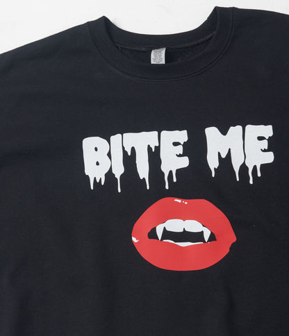 Black Bite Me Lips Cropped Pullover Sweater