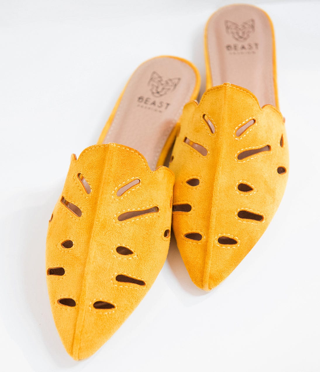 Retro Style Mustard Yellow Suede Pointed Toe Mules