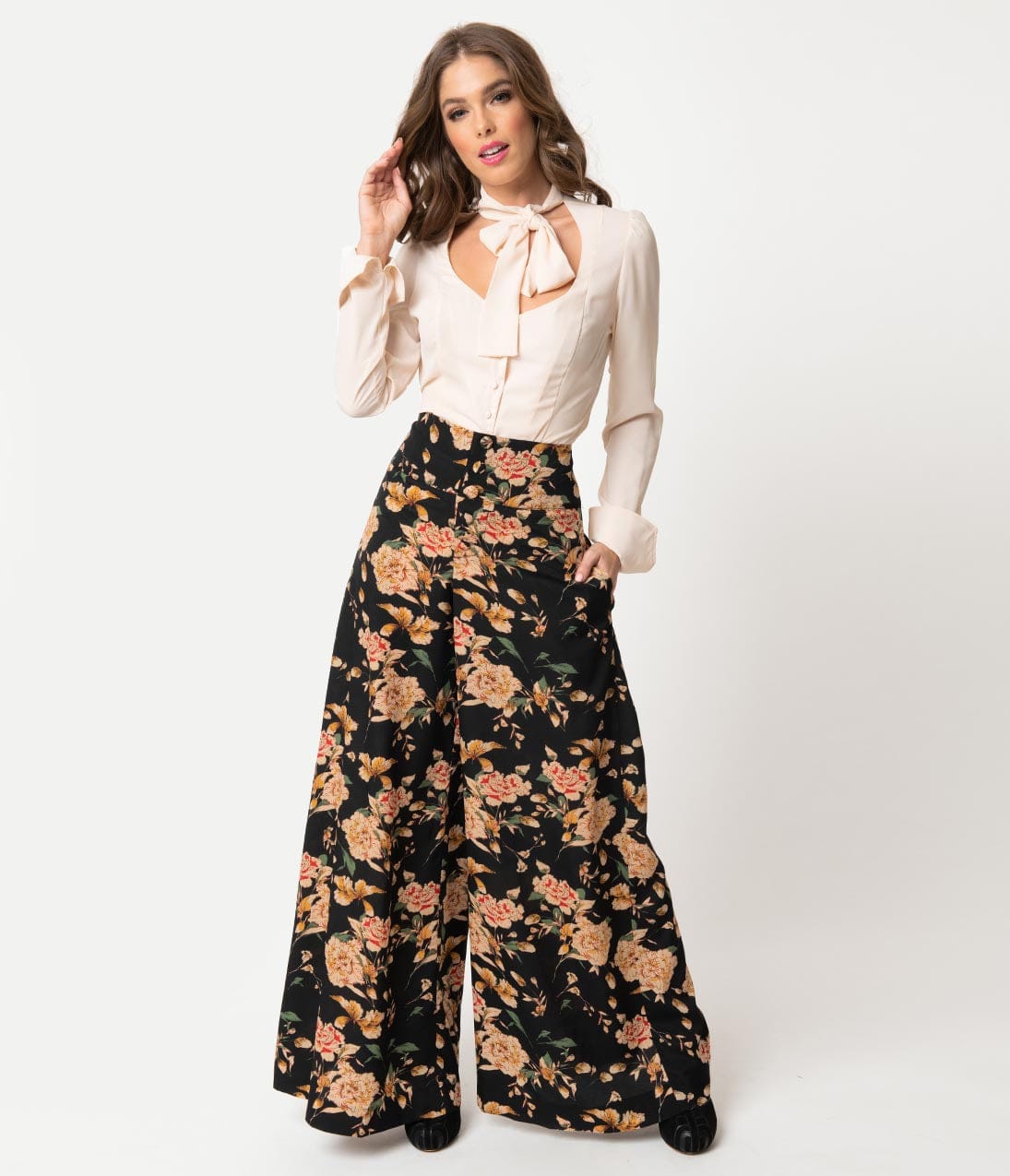 Unique Vintage 1940s Style Black & Cream Floral High Waist Rosie Wide Leg Pants