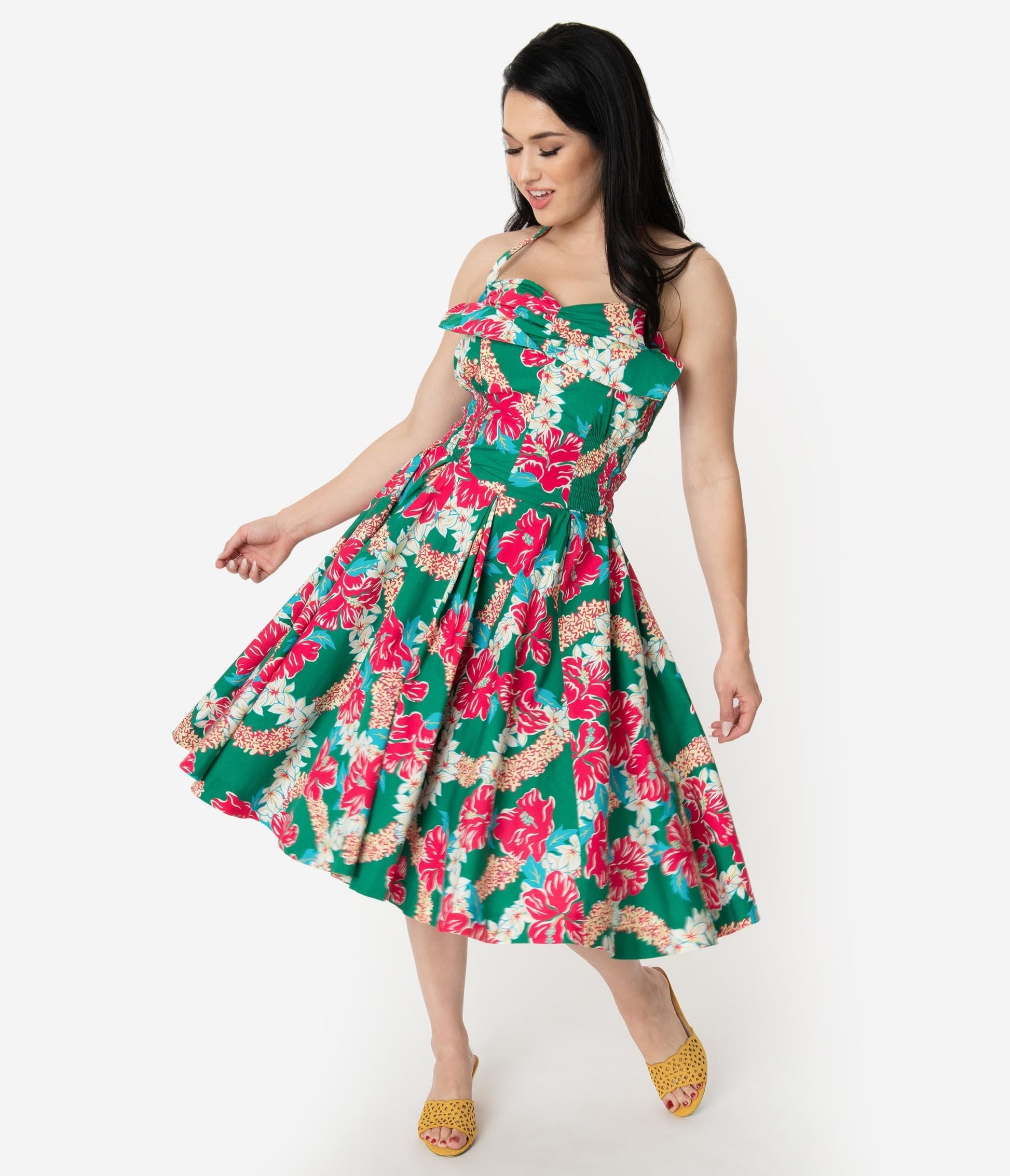 Alfred Shaheen Green & Pink Mala Pua Hibiscus Lei Print Hawaiian Swing Dress