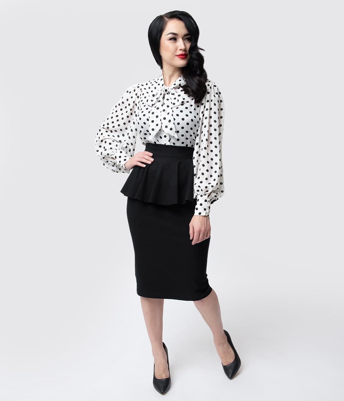 Unique Vintage 1940s Black Stretch Peplum Boulevard Pencil Skirt