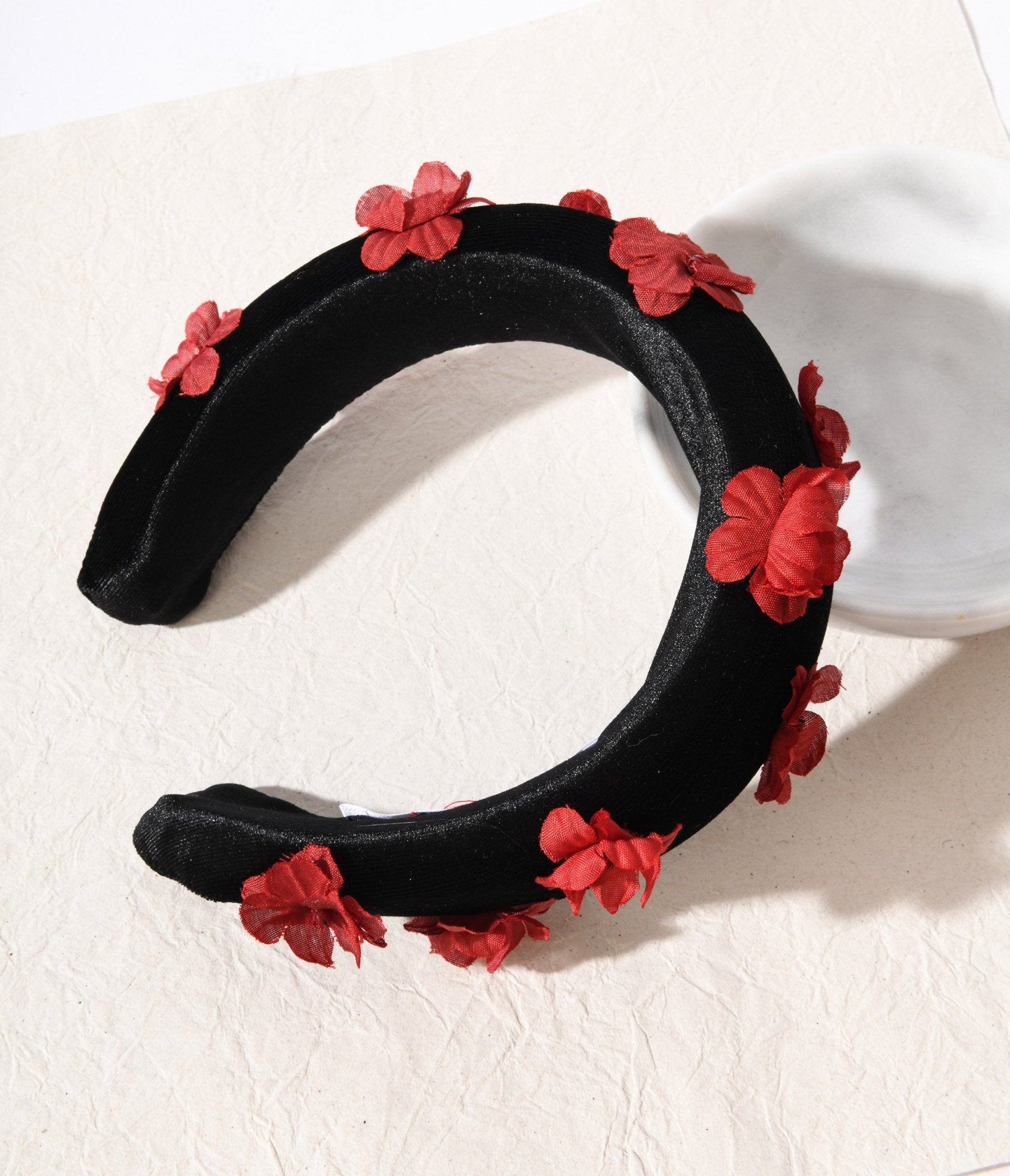 Dog Tooth Hairband - Black/White - CP11AECOWSV | Headband hairstyles, Long hair  styles, Rockabilly hair