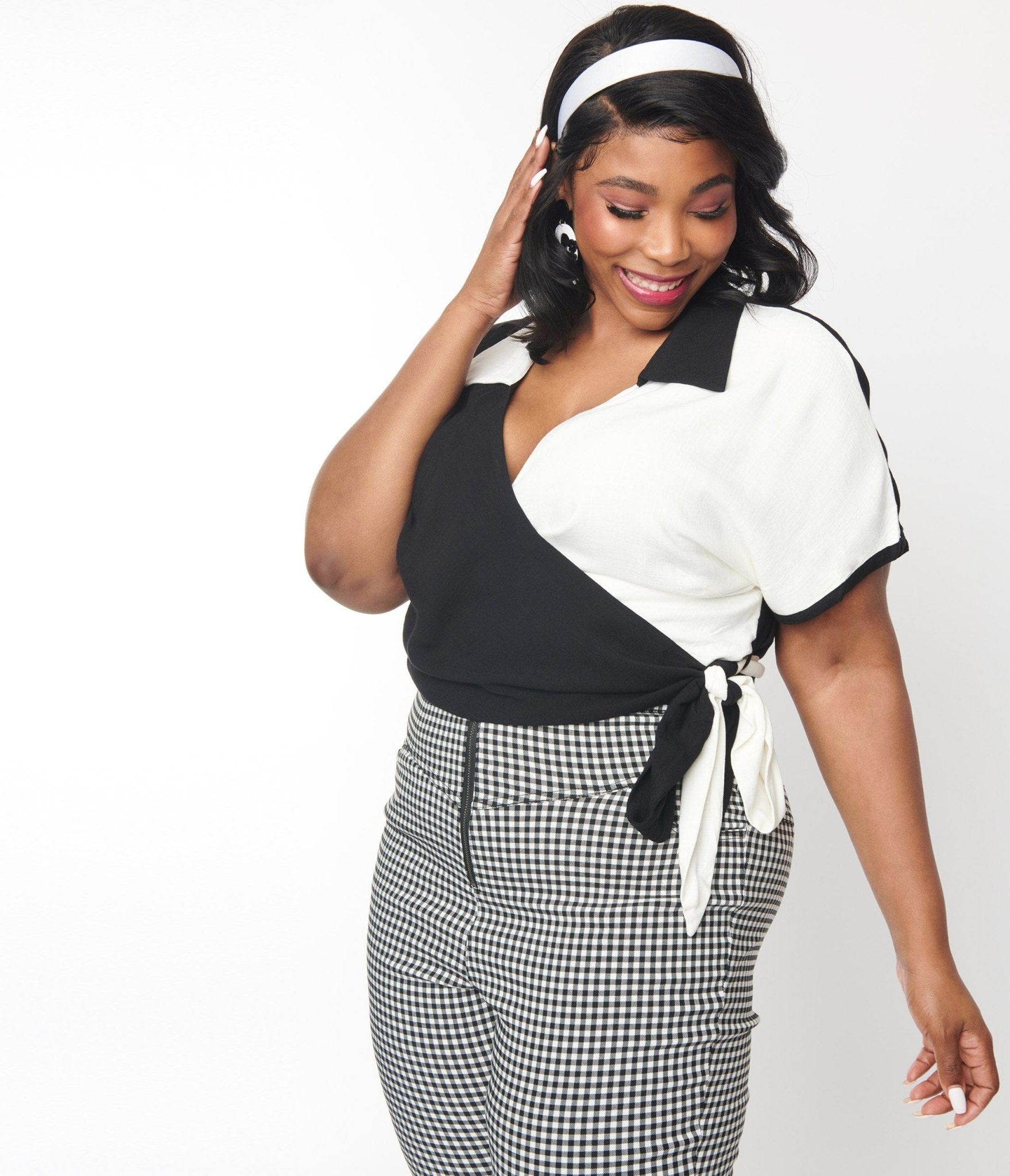 Retro Vintage Black White Colorblock Bowler Wrap Top Unique