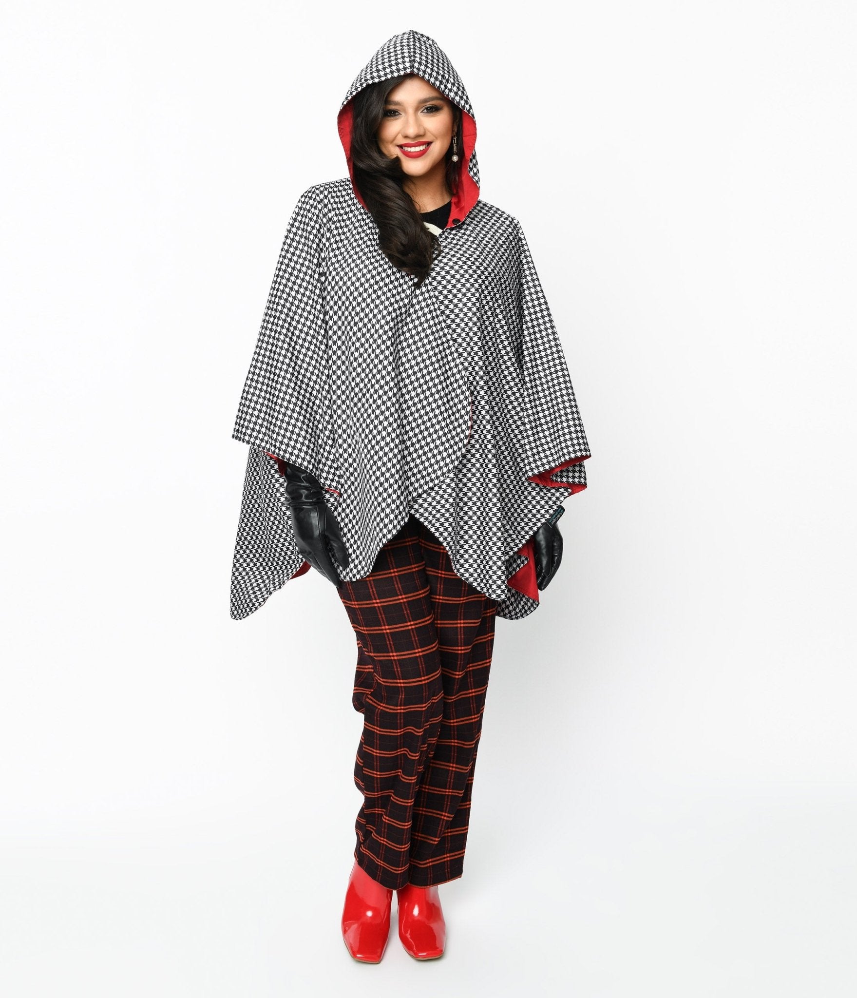 Black & White Houndstooth Hooded Cape Coat - Unique Vintage - Womens, TOPS, WOVEN TOPS