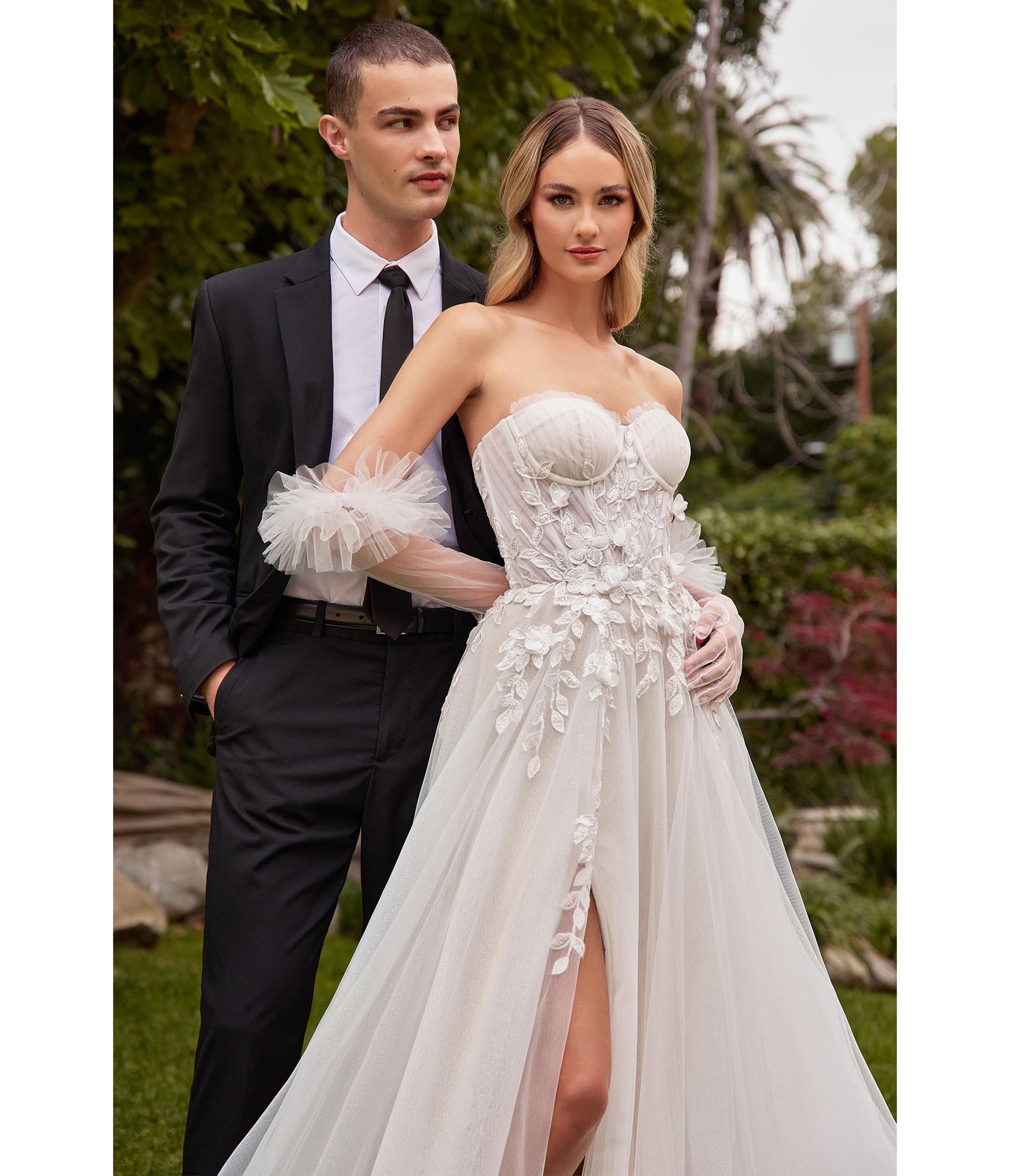 https://www.unique-vintage.com/cdn/shop/products/off-white-floral-strapless-bridal-gown-with-gloves-695927.jpg?v=1704934683&width=1920