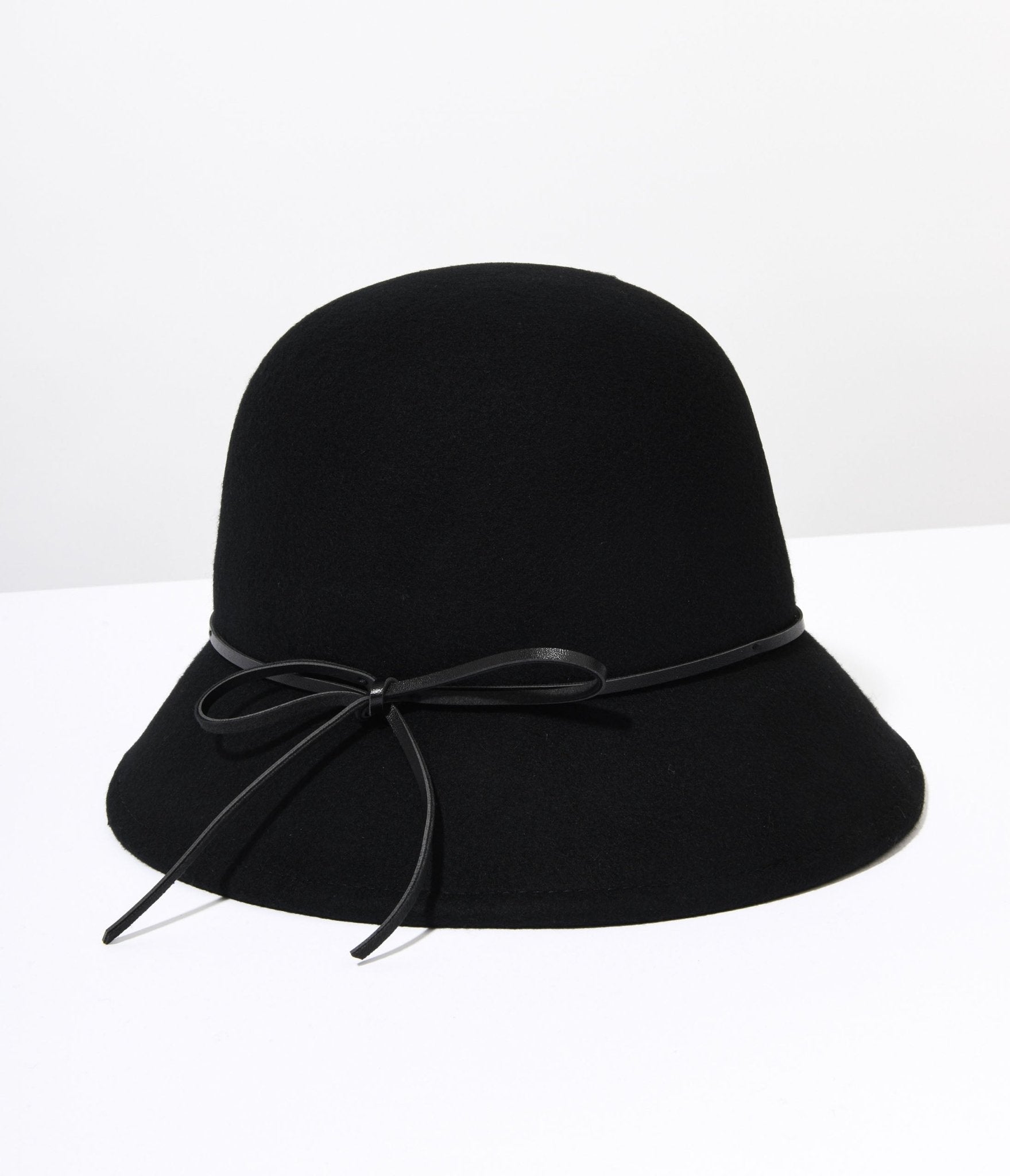 Retro Style Black Wool Leatherette Bow Cord Cloche Hat - Unique Vintage - Womens, ACCESSORIES, HATS