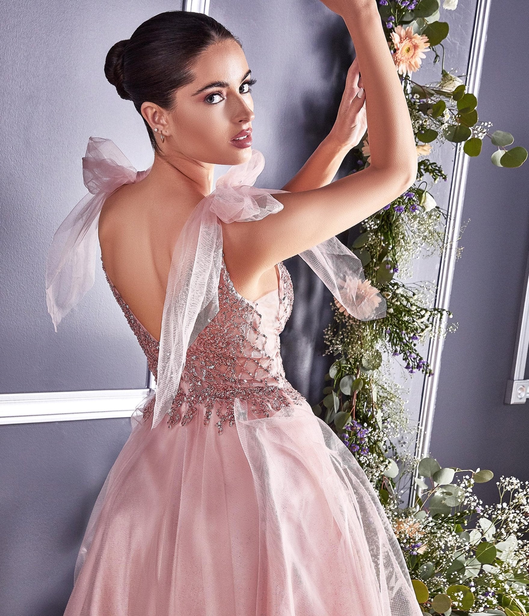 https://www.unique-vintage.com/cdn/shop/products/rose-gold-shimmer-tulle-flare-prom-dress-576470.jpg?v=1703097327&width=1946