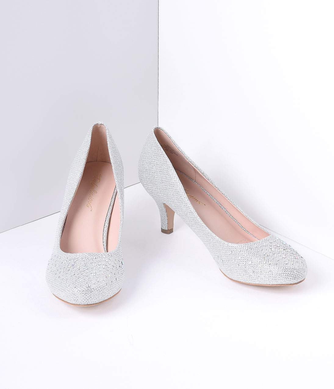 Vintage Kitten Heels, Ivory Satin Shoes, Sixties Style Two Part Shoe,  Beaded Wedding Shoes, UK 5, 03200300 - Etsy