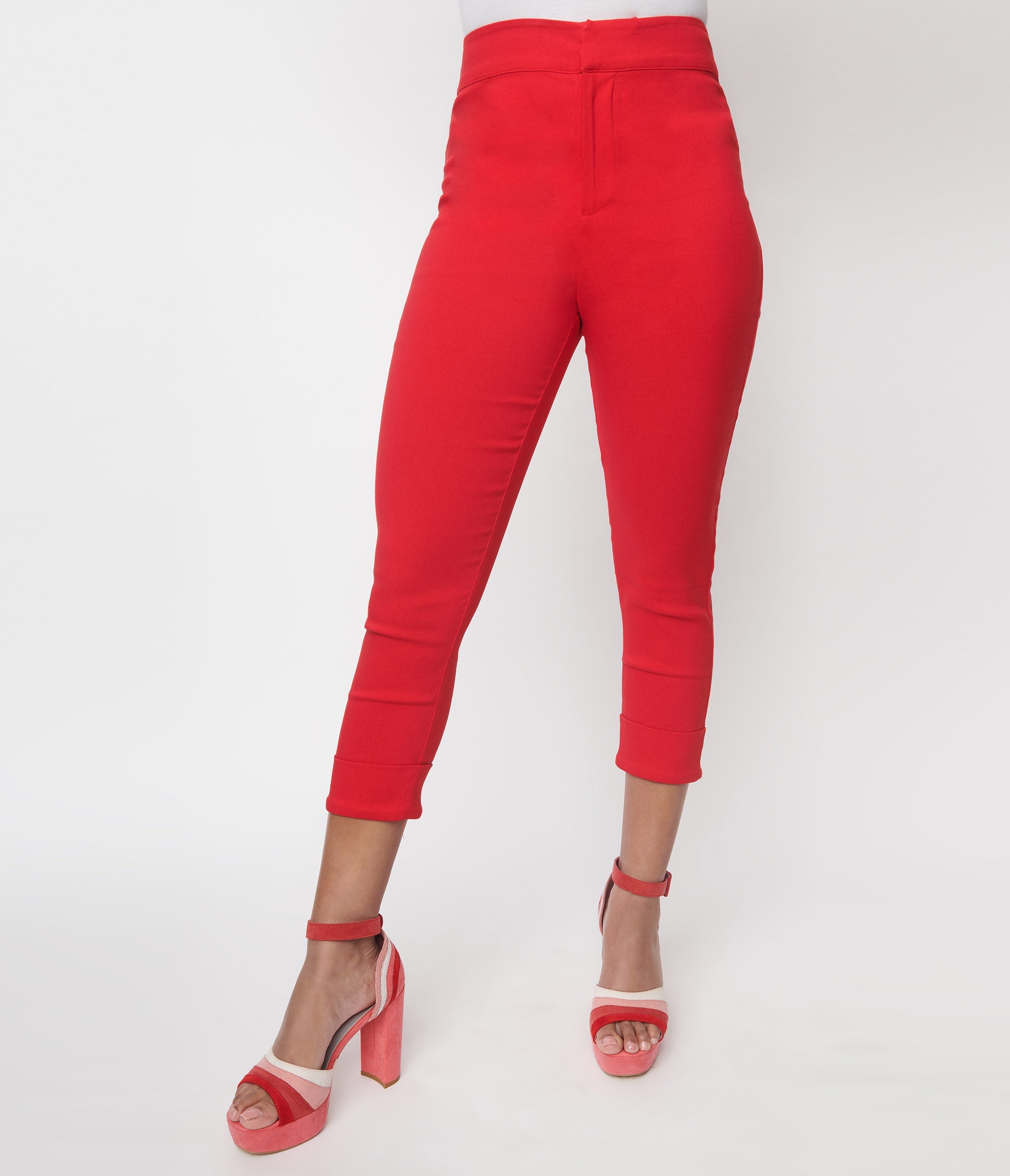 Alosoft High-Waist Iconic 90's Capri - Classic Red - Classic Red / M in  2023