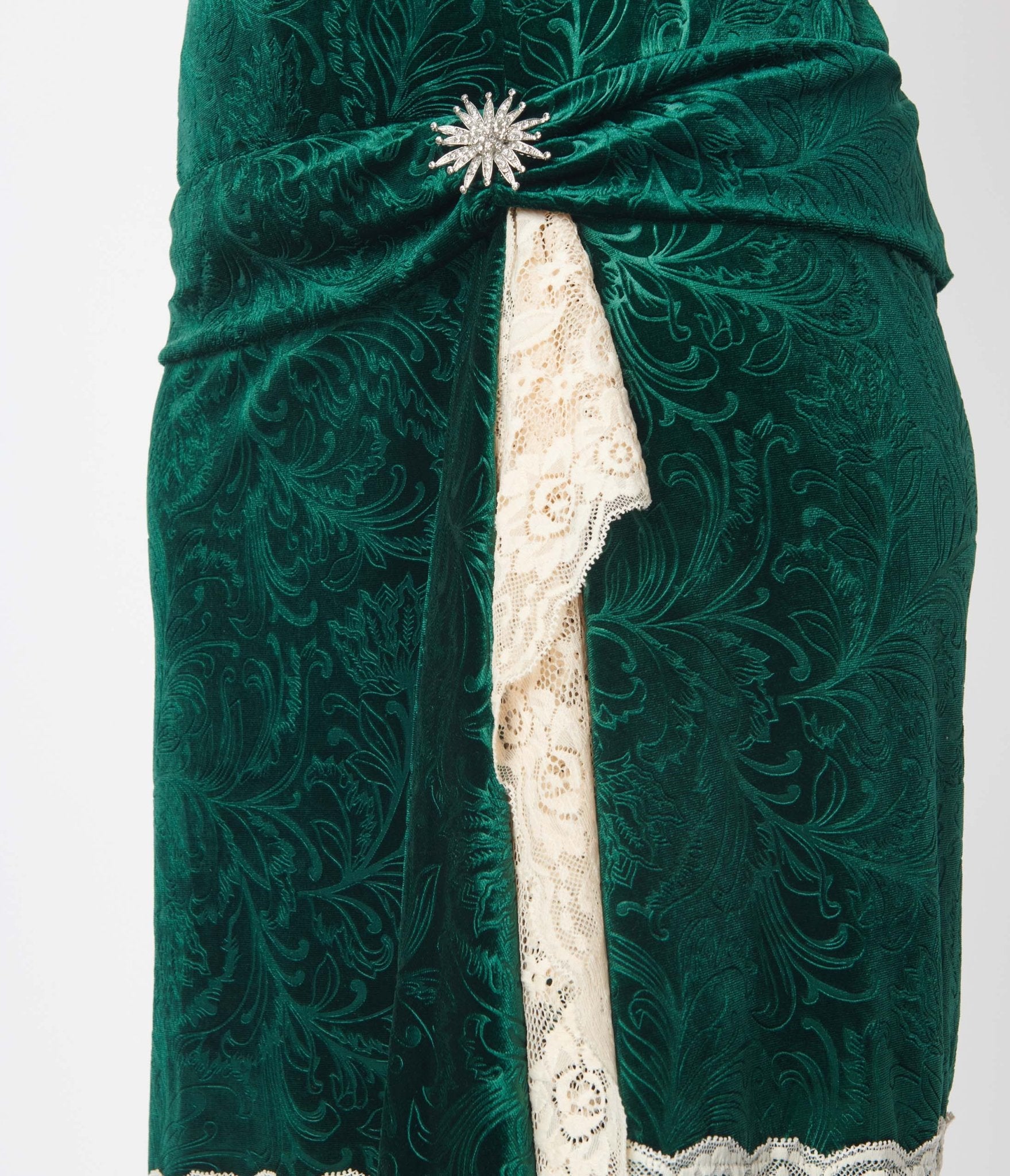 Unique Vintage Emerald Green Crushed Velvet & Ivory Lace Flapper Dress - Unique Vintage - Womens, FLAPPER, SLEEVELESS NON BEADED