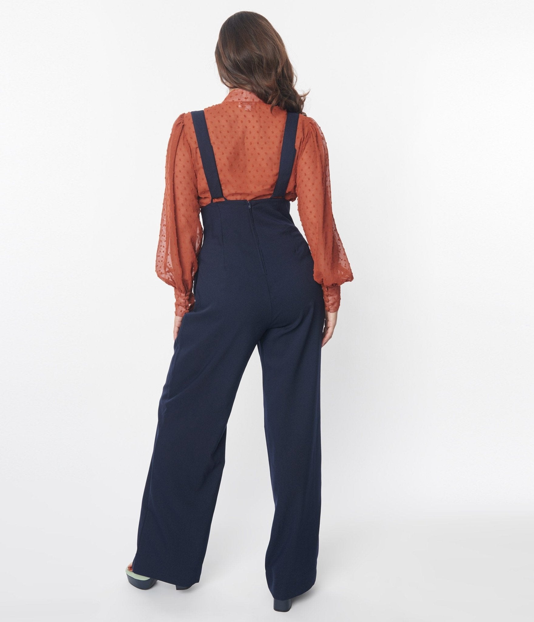 Wide leg pants deals with suspenders