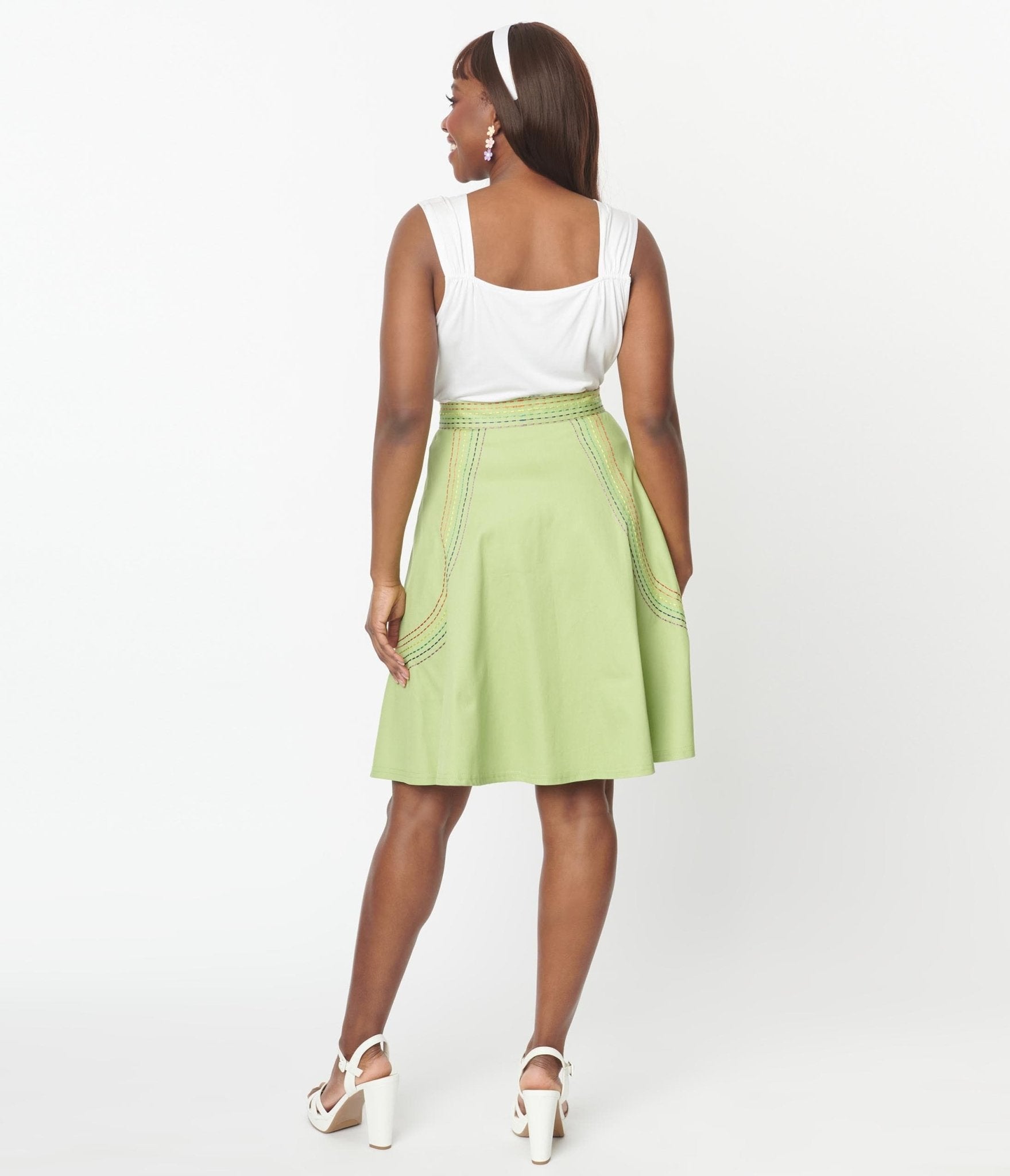 Vintage skirts deals with pockets