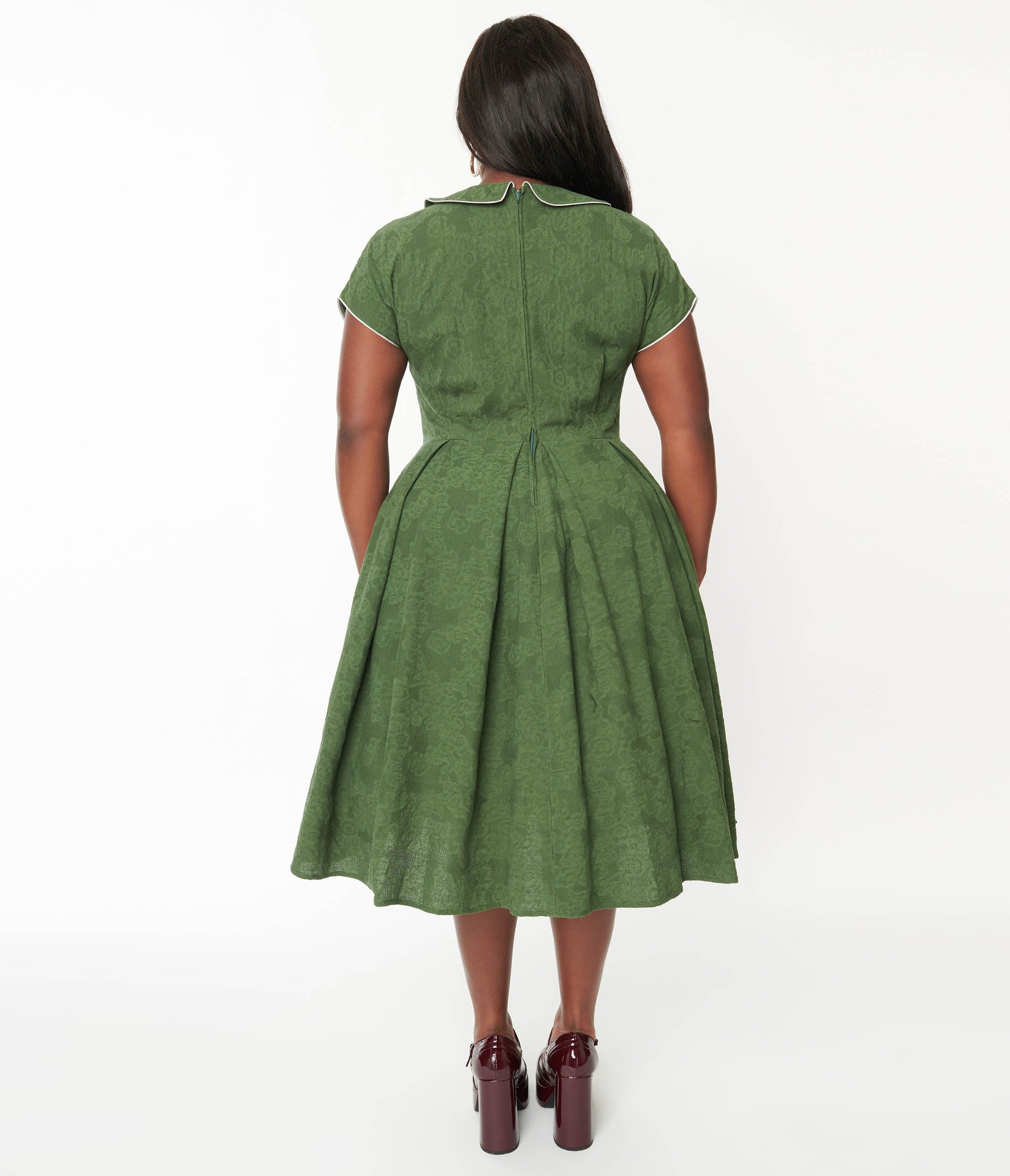 Unique Vintage Plus Size Emerald Green Delores Swing Dress with Sleeve