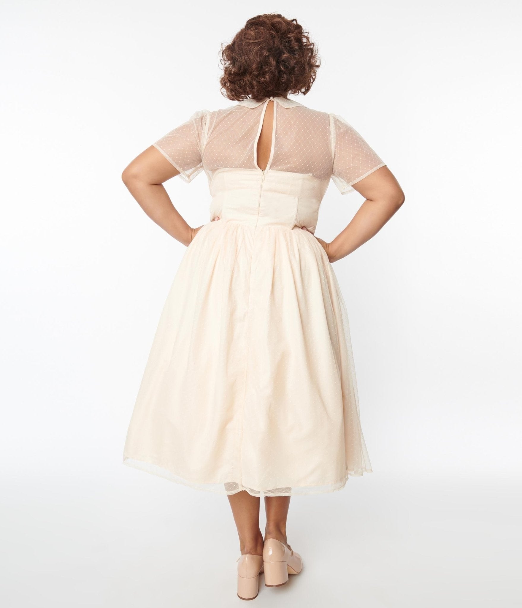 Unique Vintage Plus Size 1940s Peach Clip Dot Bridal Libby Swing Dress