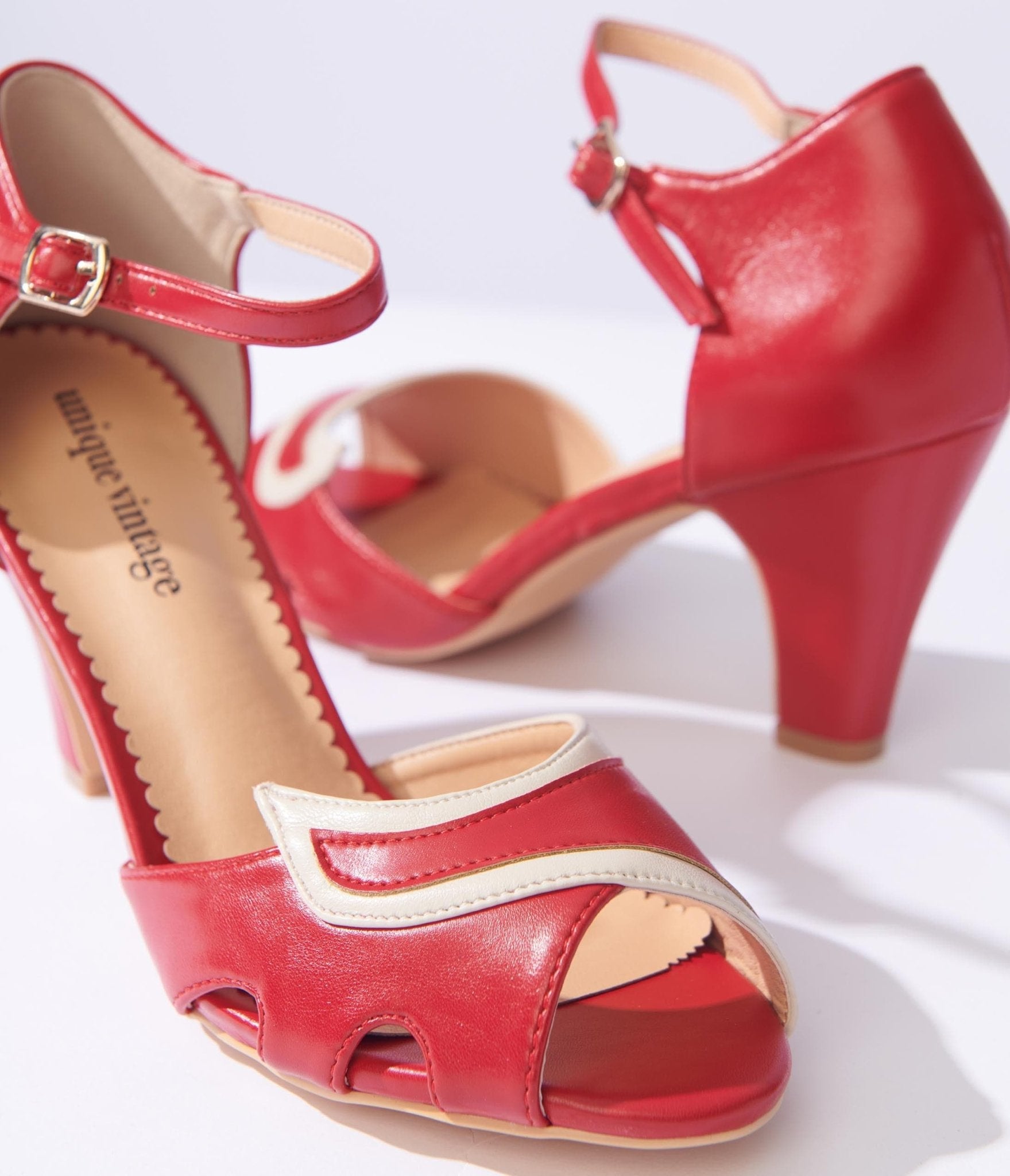 Cream pumps sales womens shoes