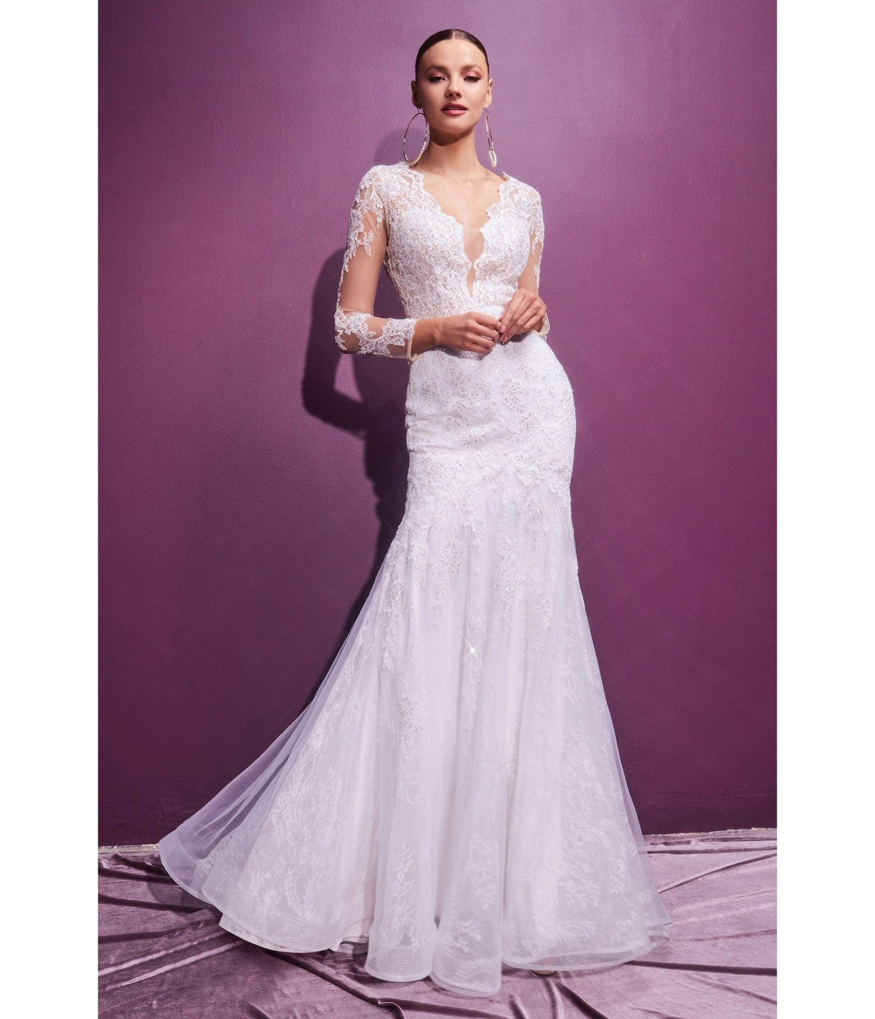 Retro & Vintage White Lace Long Sleeve Mermaid Bridal Gown