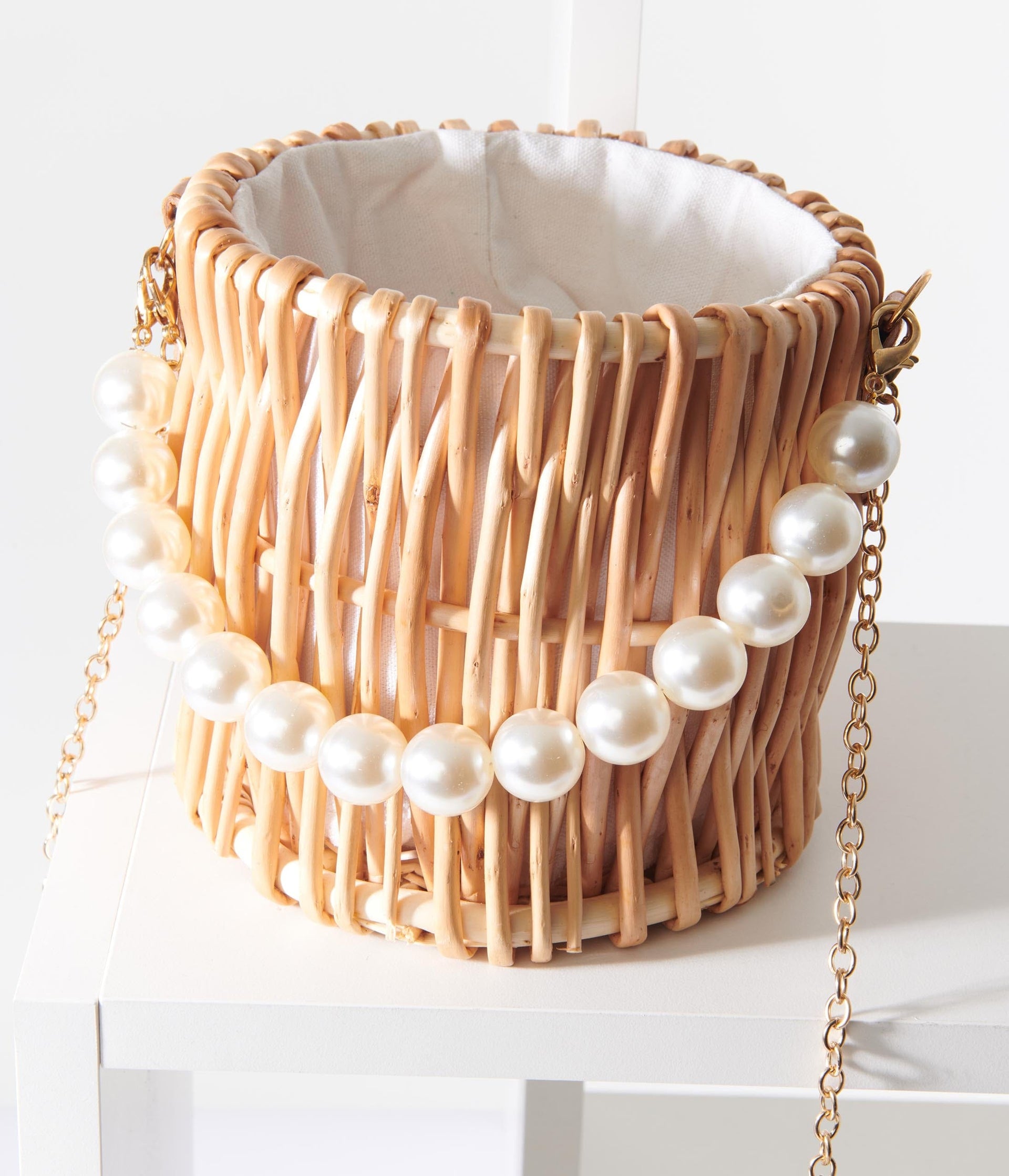 White Pearl & Rattan Basket Handbag - Unique Vintage - Womens, ACCESSORIES, HANDBAGS